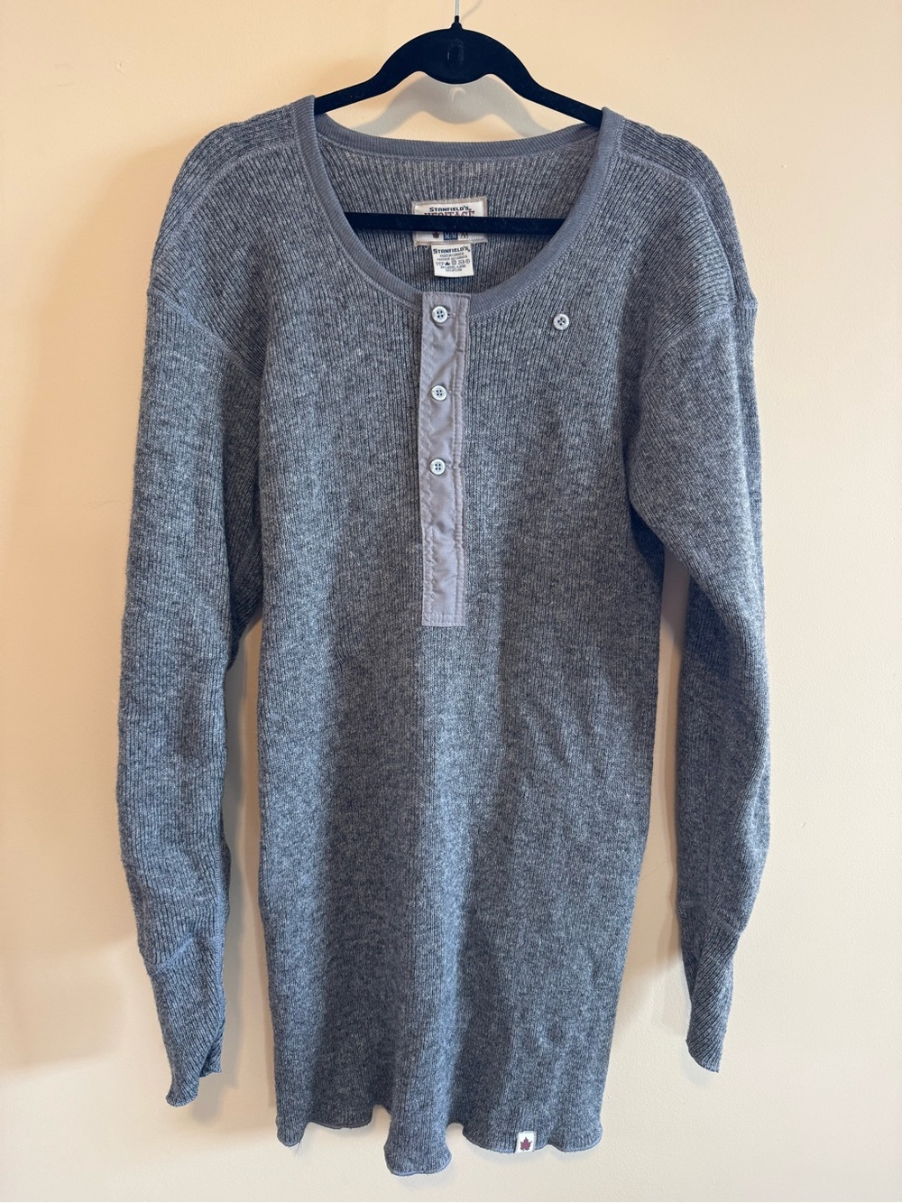Women’s Stanfield Wool Sweater- EUC Made in Canada